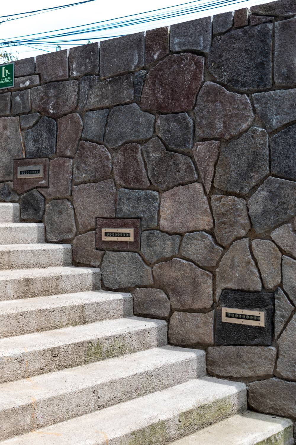 Escalera de piedra de la región
